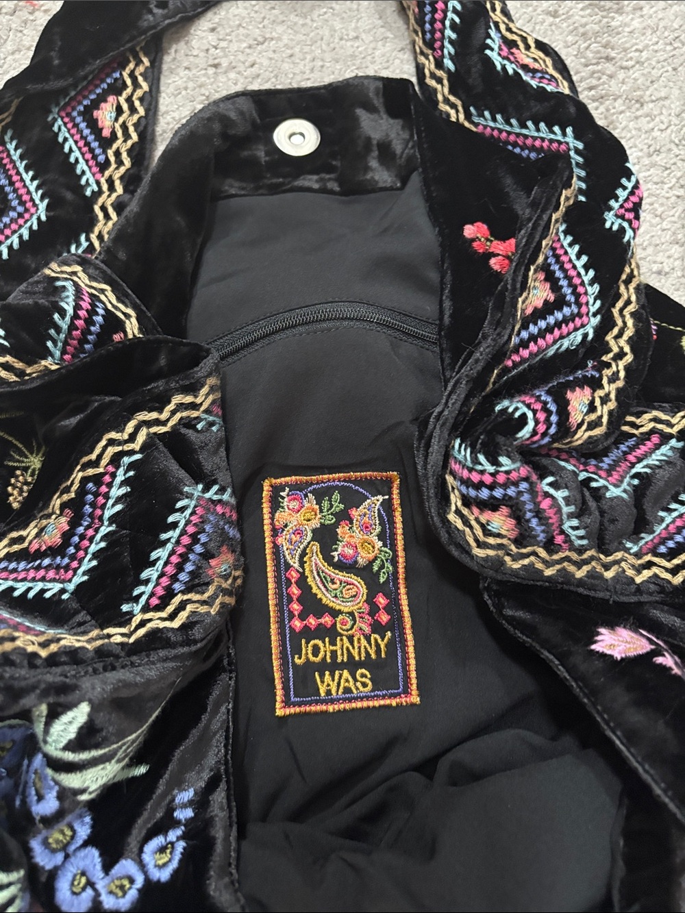 Johnny Was Black Velvet Embroidered Shoulder Bag with Multicolor Florals - Picture 3 of 4
